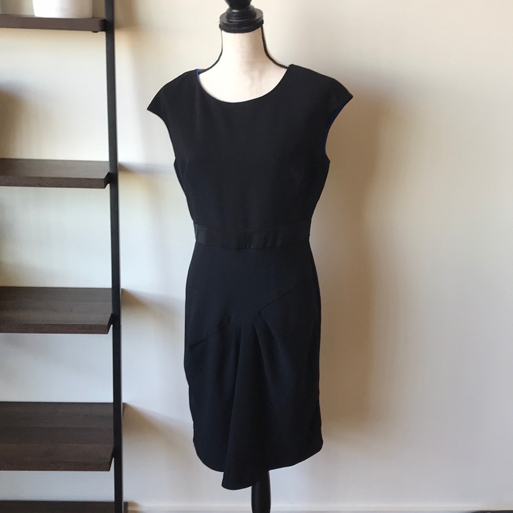 Donna Ricco Black Sheath Dress